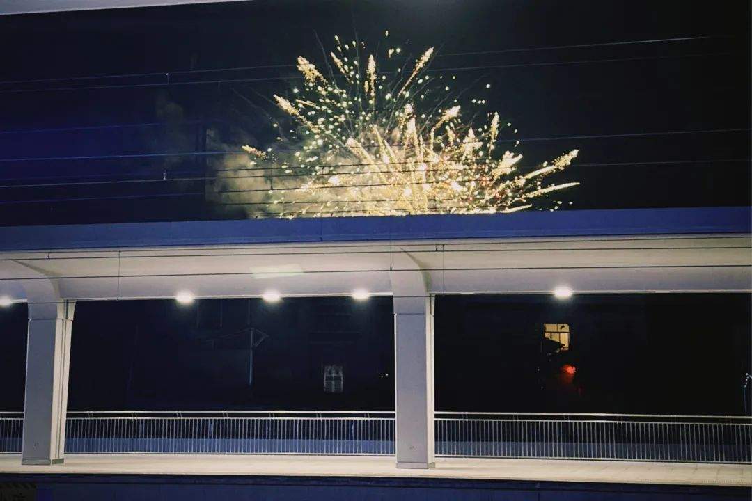 从客运员到值班员:一名铁路职工的工作日常与内心和解(图11) “这个工作太稳定了,大家都狠不下心来辞职”